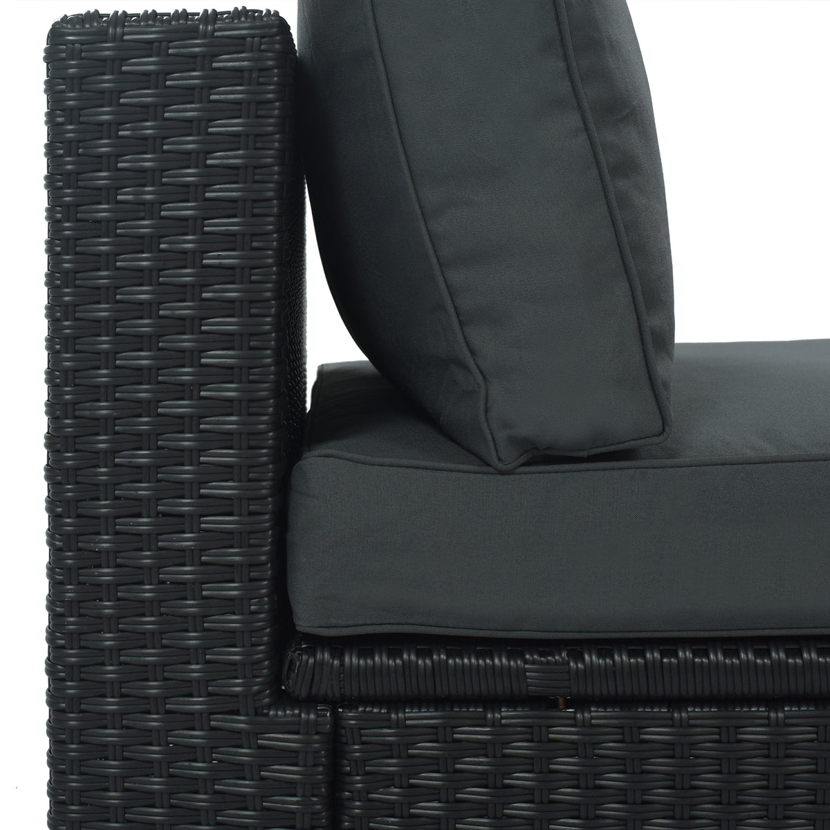 GO 7-Piece Outdoor Wicker Sofa Set