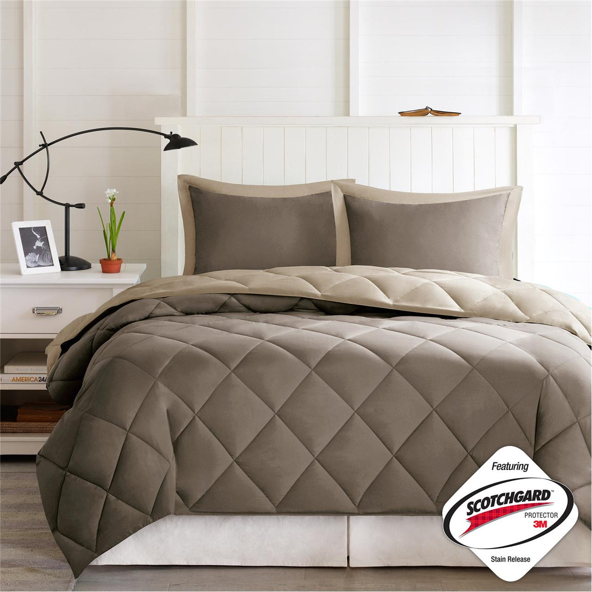 Full/Queen 3M Scotchgard Diamond Quilting Reversible Down Alternative Comforter Set