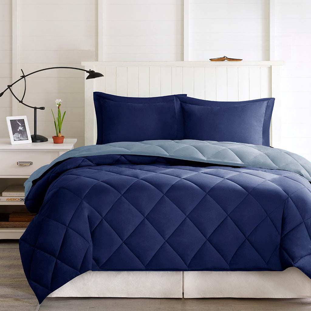 Twin/Twin XL 3M Scotchgard Diamond Quilting Reversible Down Alternative Comforter Set