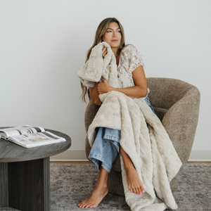 Faux Fur XL Throw Blankets by Saranoni