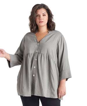 +Size Button-Front Tunic Top
