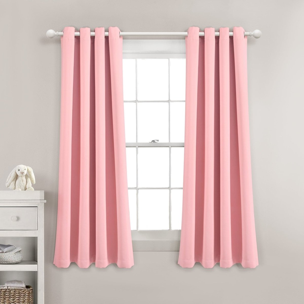 LushDecor Insulated Grommet Blackout Window Curtain Panel Set in Fairytale Pink