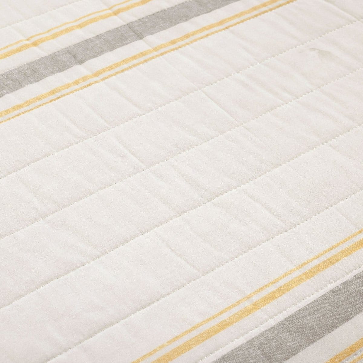 LushDecor Farmhouse Stripe Reversible Cotton Quilt Set - view 35