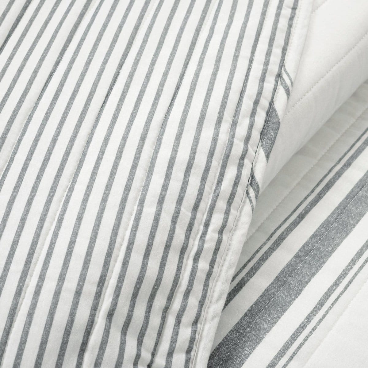 LushDecor Farmhouse Stripe Reversible Cotton Quilt Set - view 45
