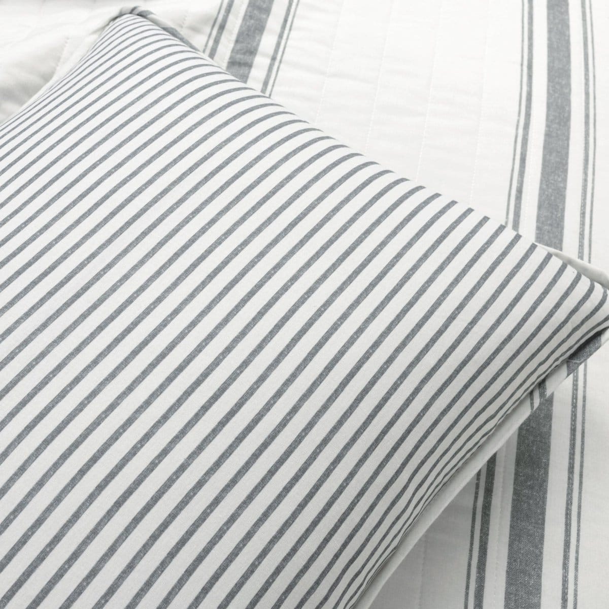 LushDecor Farmhouse Stripe Reversible Cotton Quilt Set - view 47