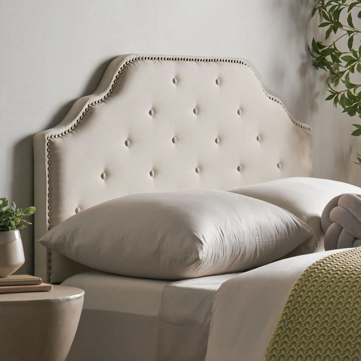Charismatic - Size Headboard With Button Tufting And Nailhead Trim - Best Buy Furniture