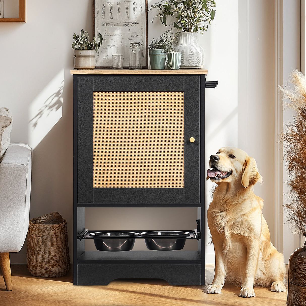 Feeding Station with 1 Storage Cabinet Black