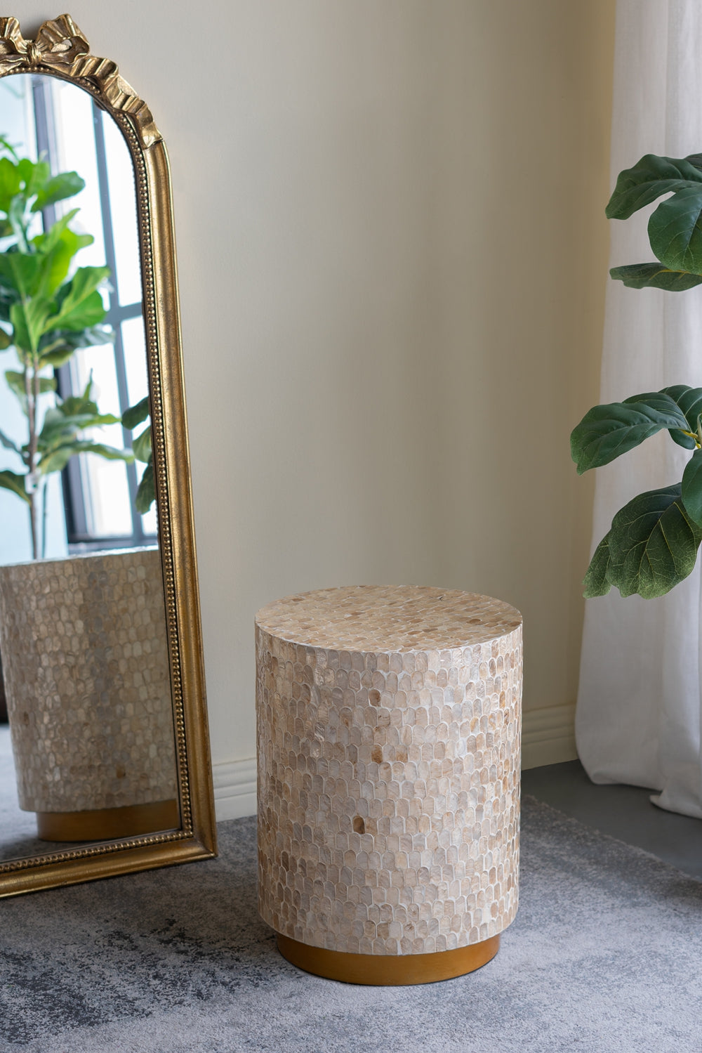 14x14x18" Cylindrical Accent Stool