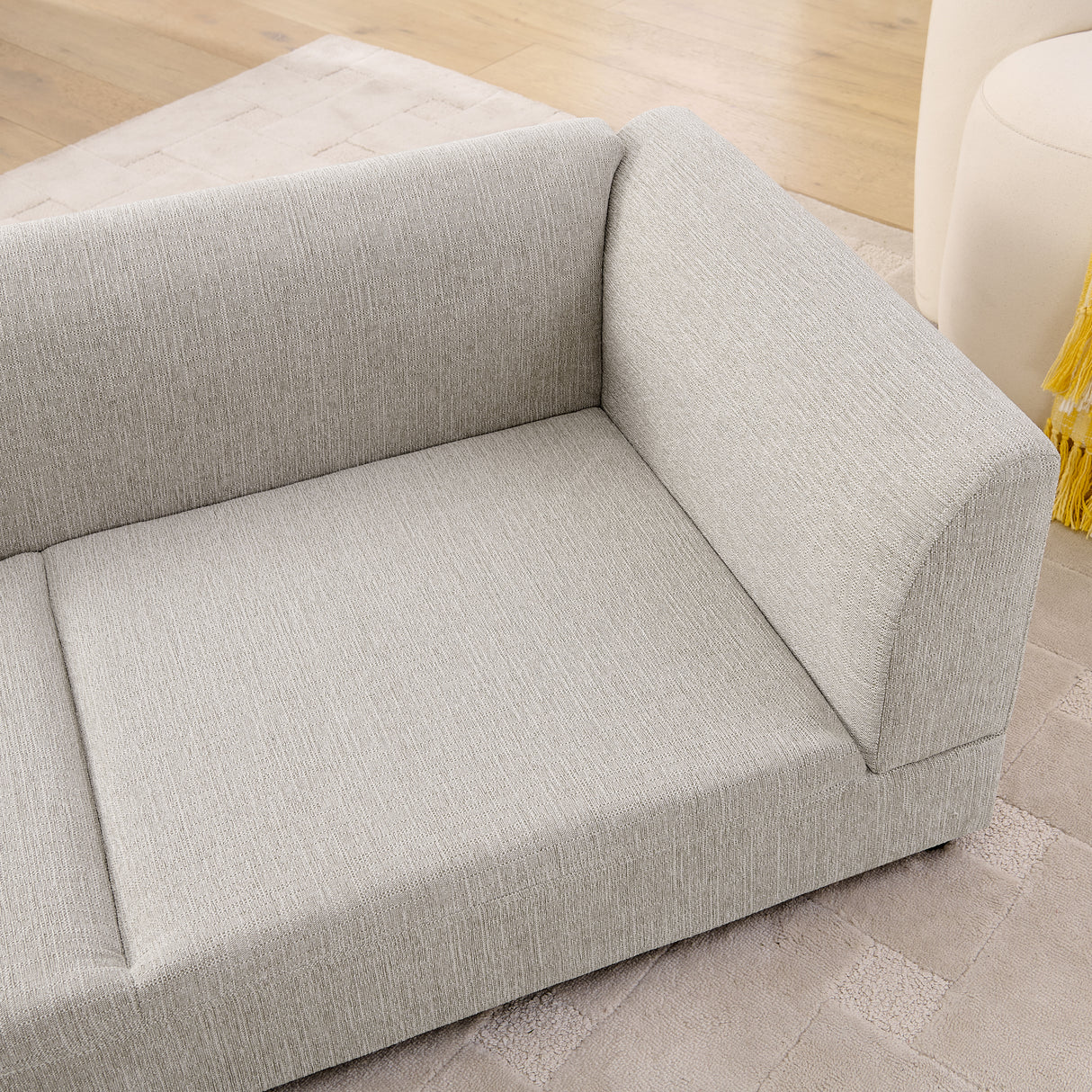 Comfortable Oversized Pet Sofa for Medium/Large Dogs