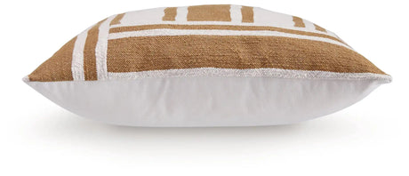 Darrman - Pillow - Best Buy Furniture