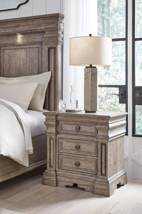Blairhurst - Three Drawer Night Stand - Light Grayish Brown - Best Buy Furniture