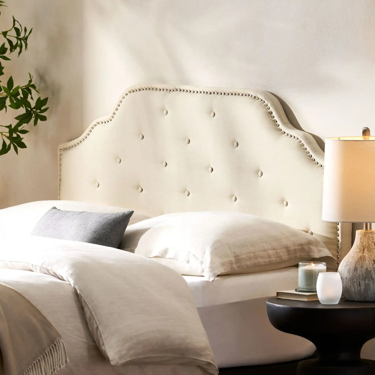 Luella - Button Tufted Upholstered Headboard - Best Buy Furniture