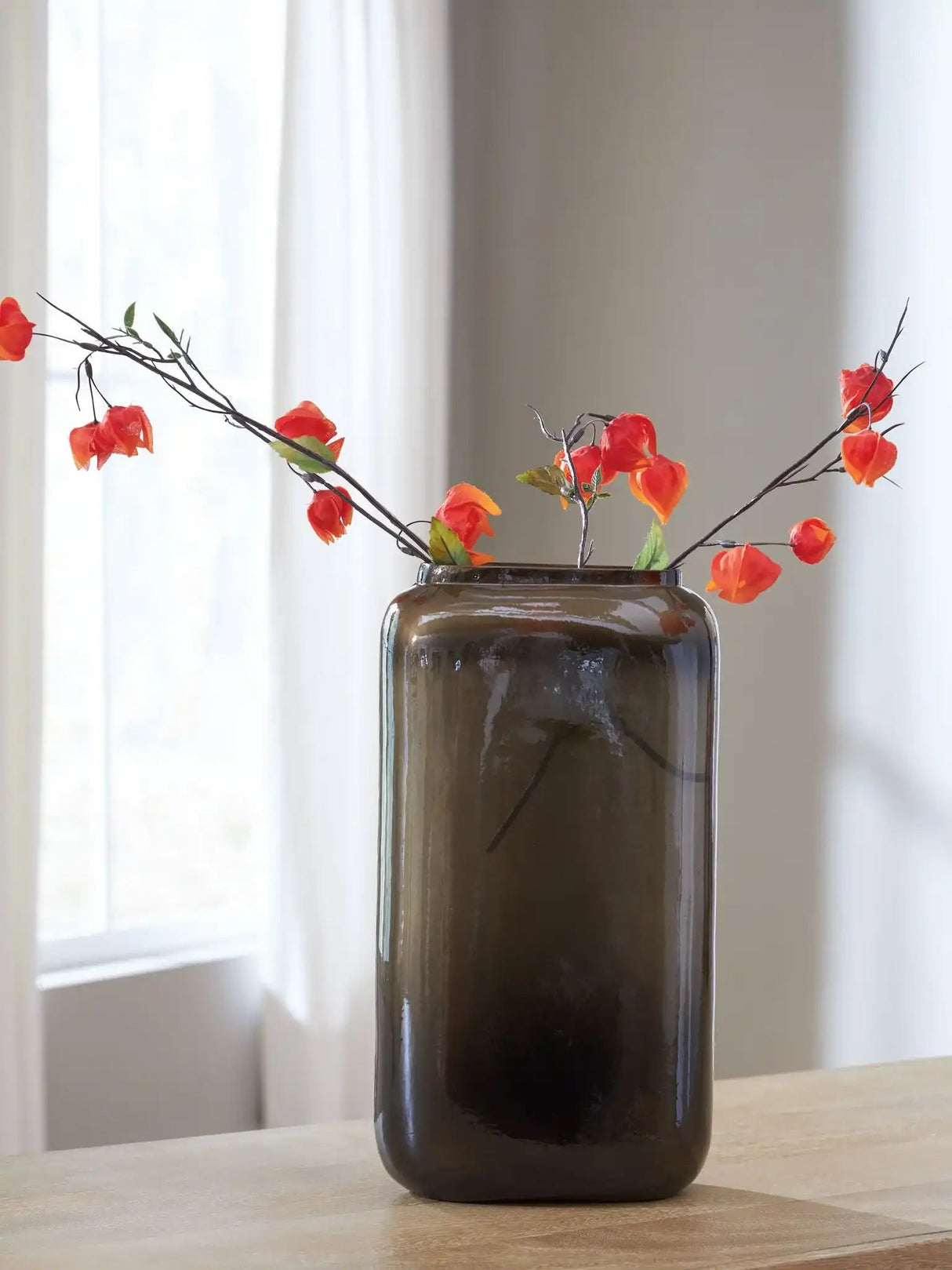 Sumner - Vase - Best Buy Furniture