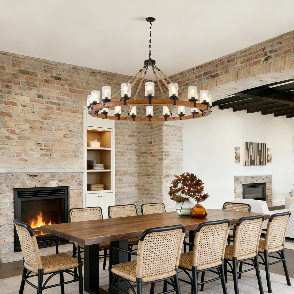18-Light Rustic Wagon Wheel Chandelier