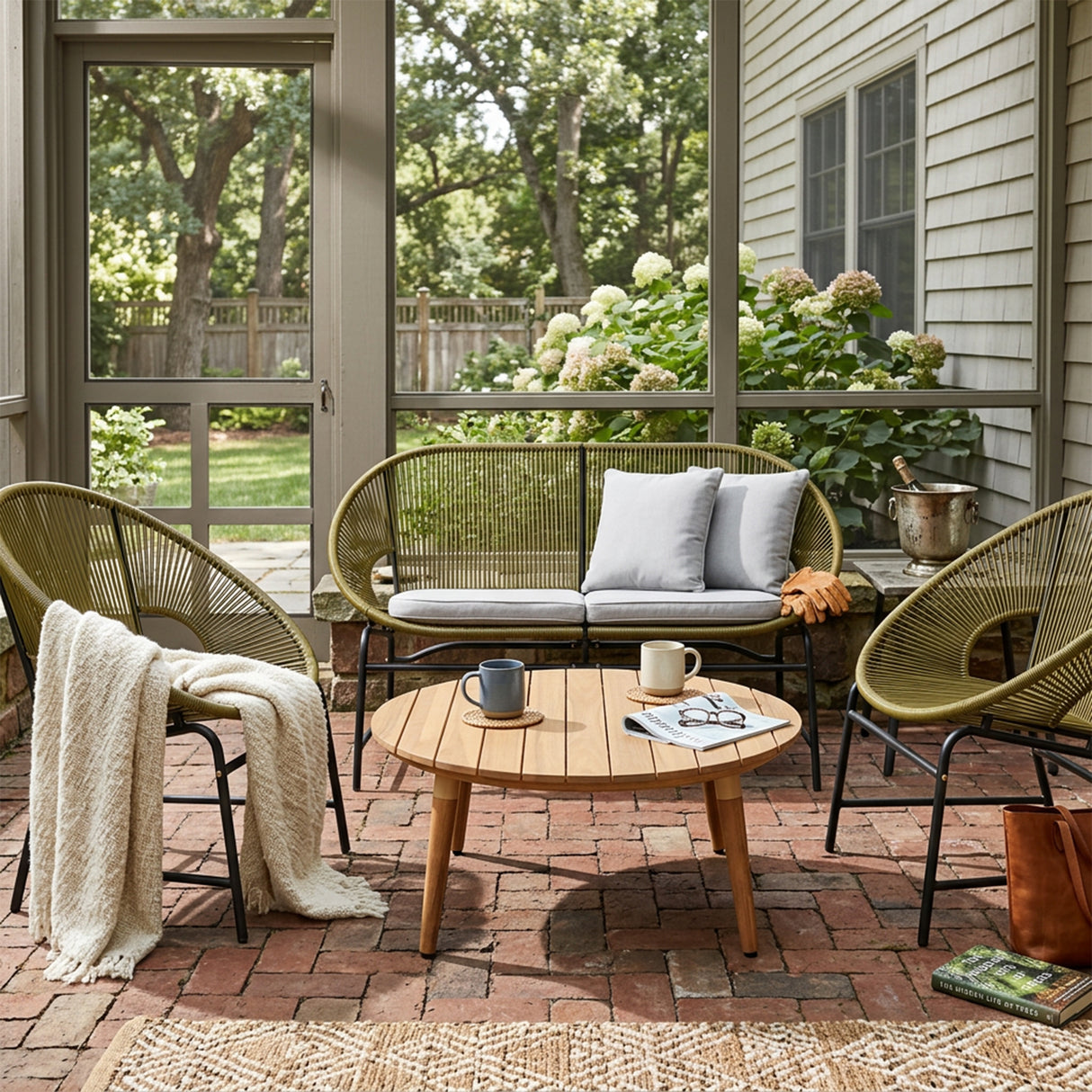 Nusa Outdoor Patio 4-Pcs Chat Set