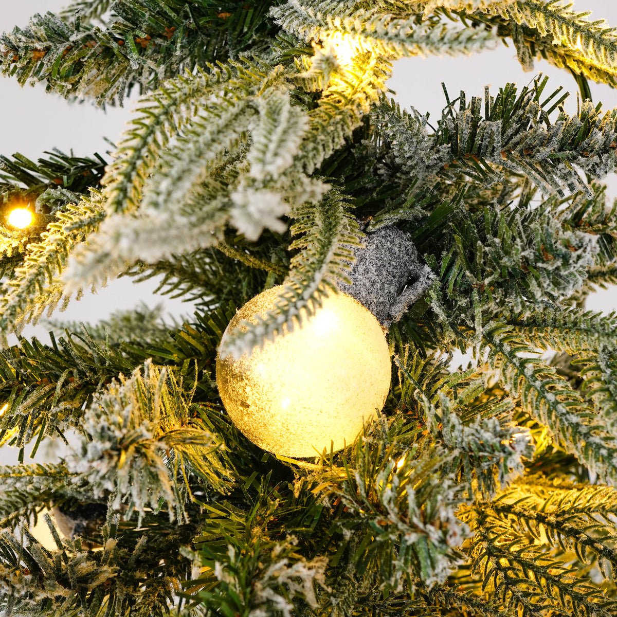 5FT Pre-Lit Spruce Snow Flocked Christmas Tree