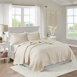 3-Pc-Antimicrobial-Cream-Reversible-Scalloped-Edge-Quilt-Set-Quilts-&-Comforters