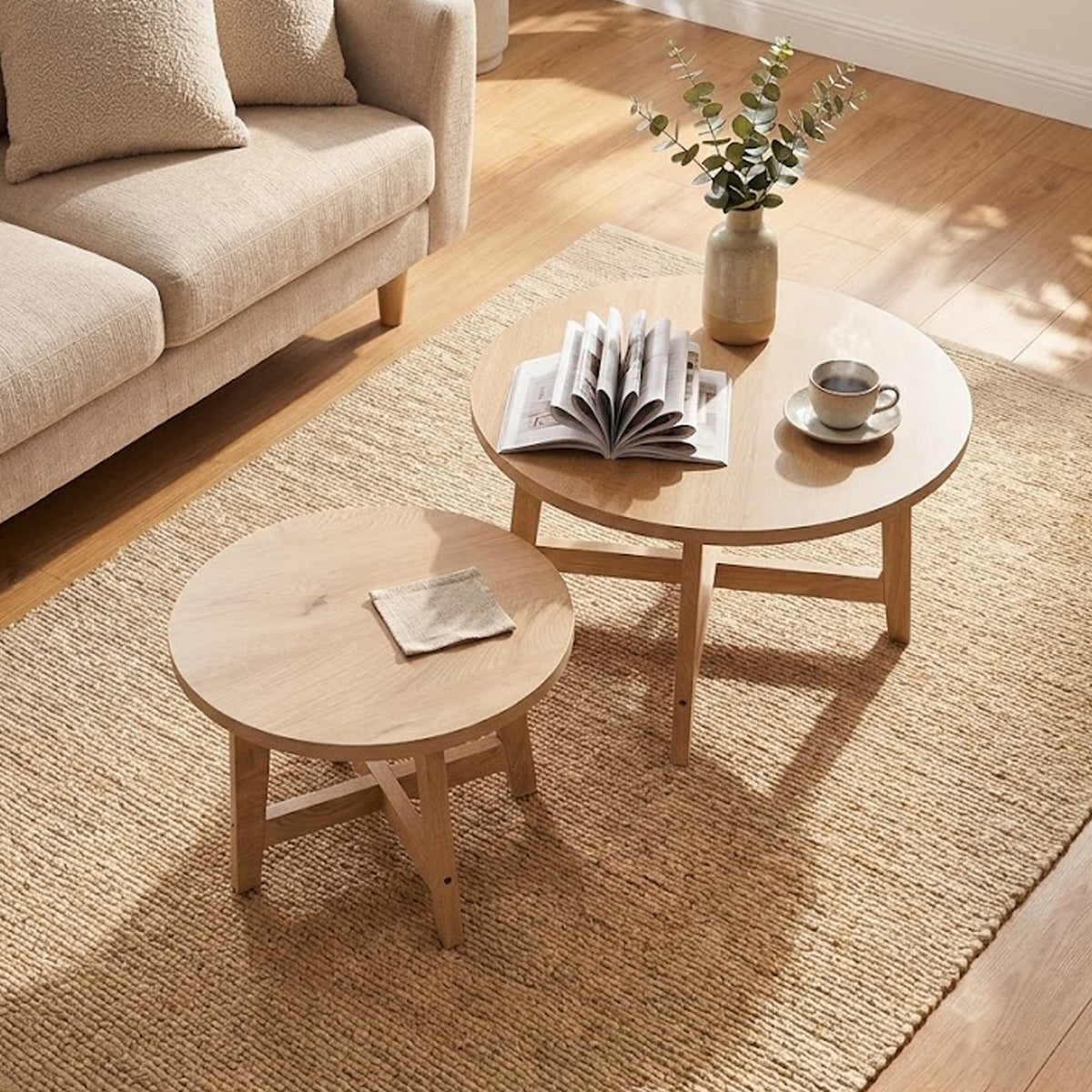 Set of 2 Round Nesting Coffee Tables