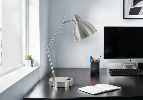 Lighting, Table Lamp, USB Port Included, Nickel Metal, Nickel Shade, Modern - Silver - Best Buy Furniture