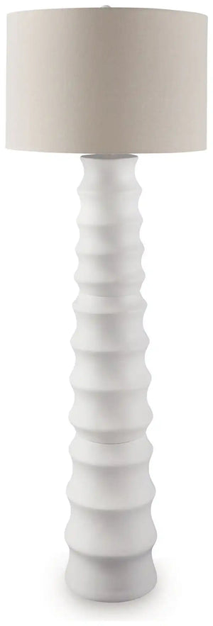 Veraleigh - Poly Lamp