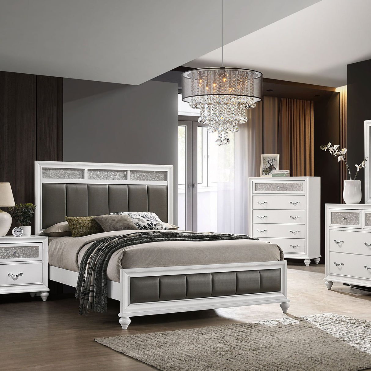 Randall - 5 Drawer Chest - White