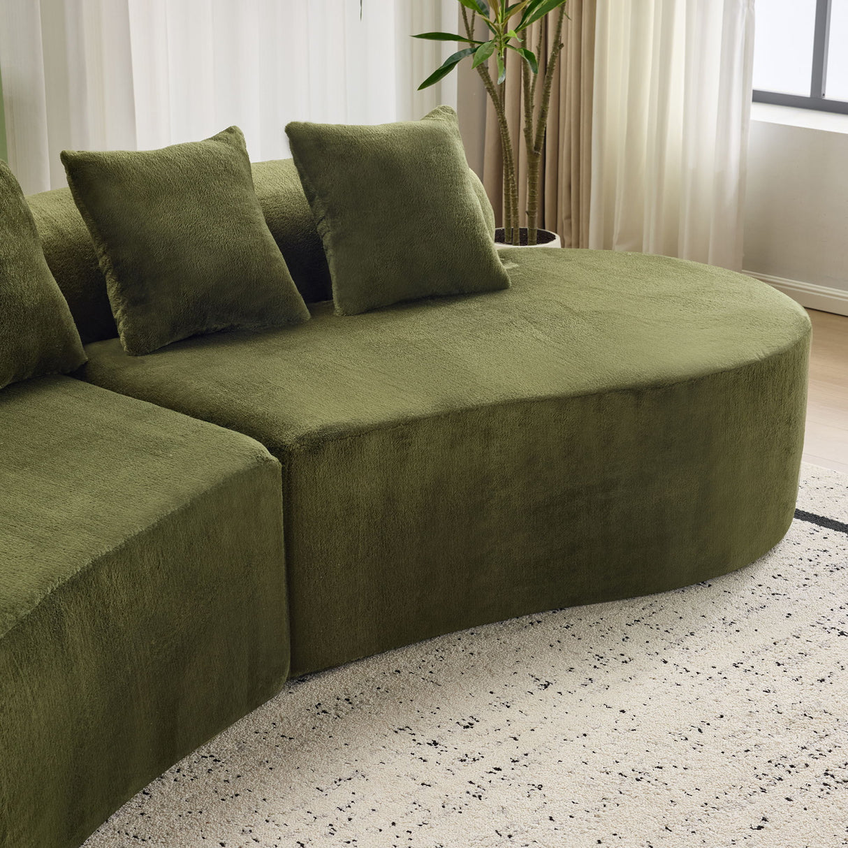Modern Curved Sofa With Pillows