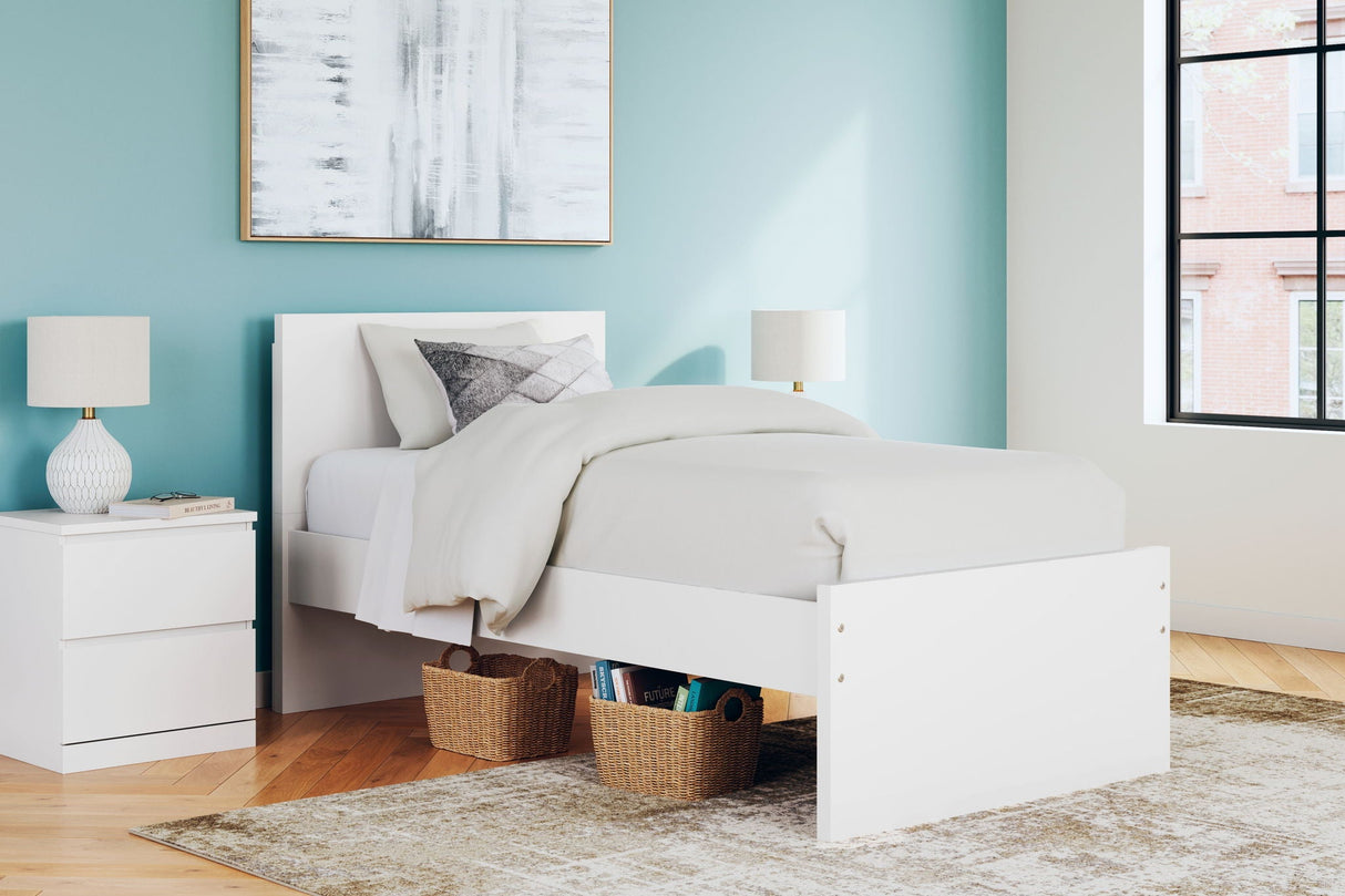 Onita - Panel Platform Bed - Best Buy Furniture
