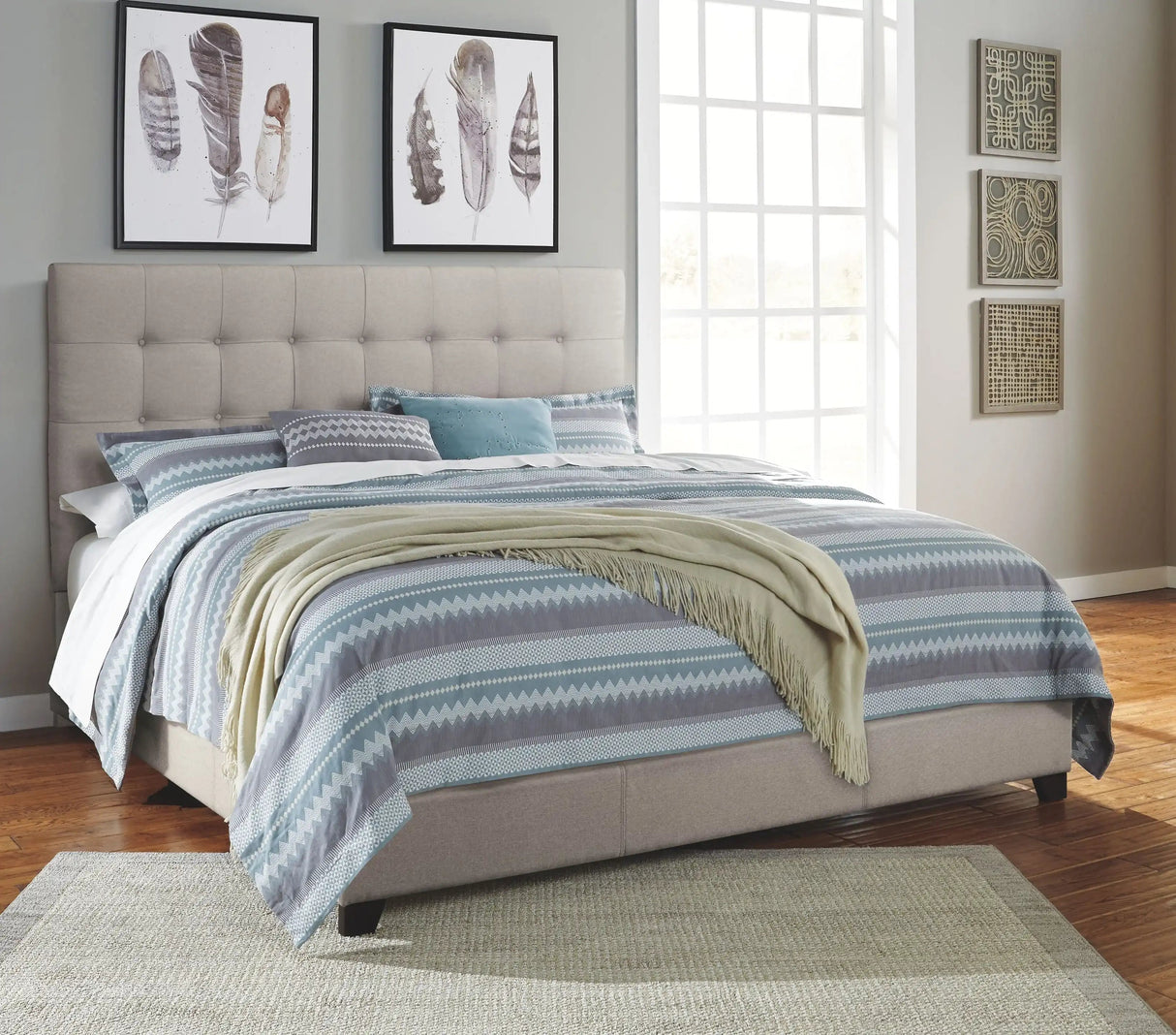 Dolante - Upholstered Bed - Best Buy Furniture