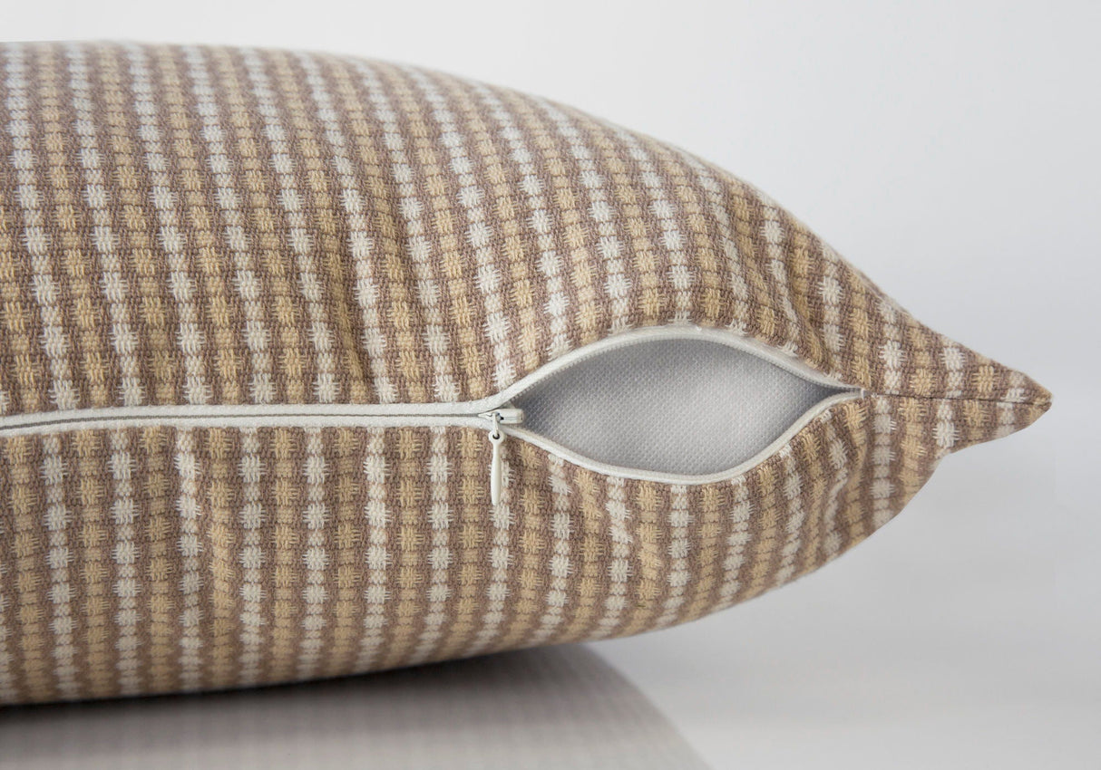 Pillows, Square, Insert Included, Decorative Throw, Hypoallergenic - Best Buy Furniture