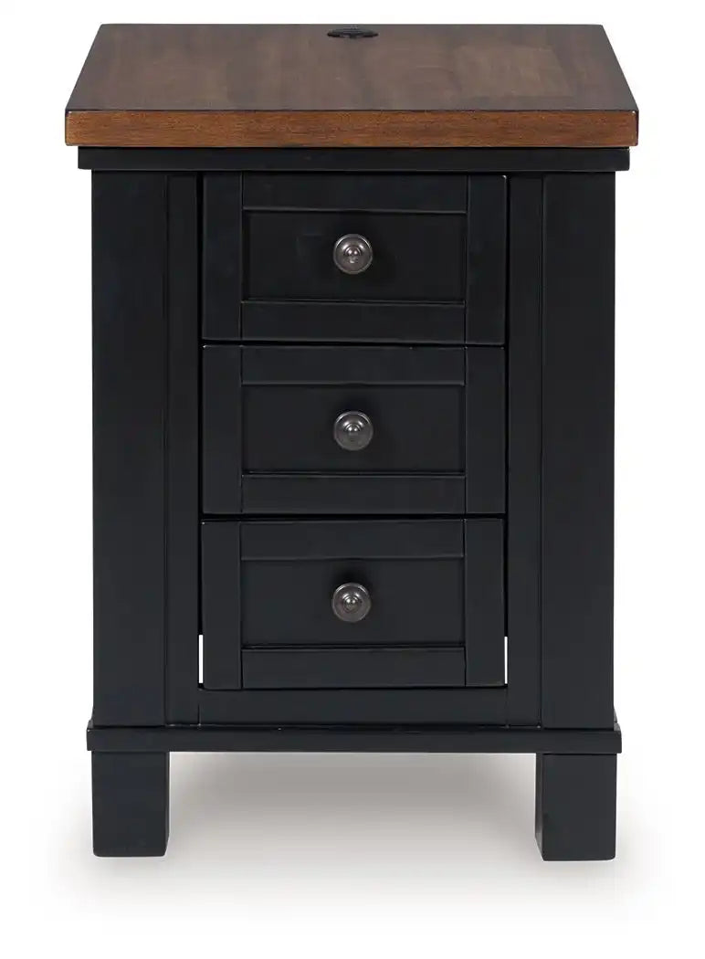 Wildenauer - Chair Side End Table - Brown / Black - Best Buy Furniture