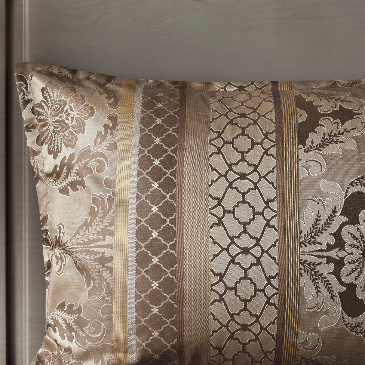 7 Piece Jacquard Comforter Set - Brown/Gold King