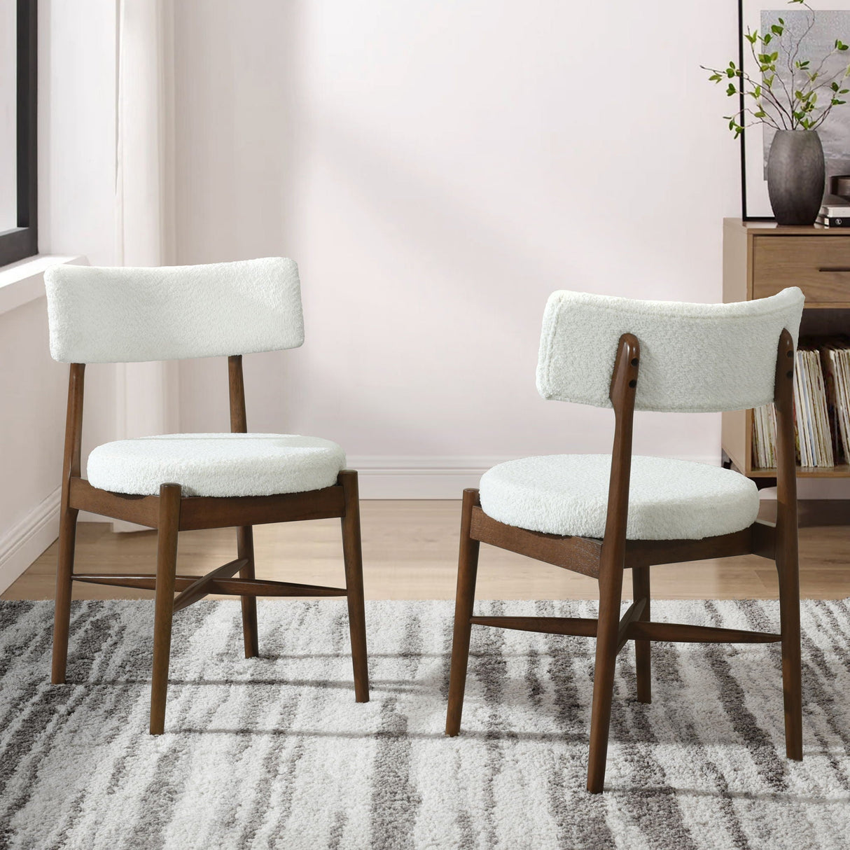 Mid Century Modern Dining Chairs With Unique Design