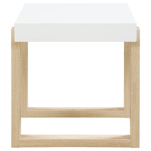 Gwen - Table