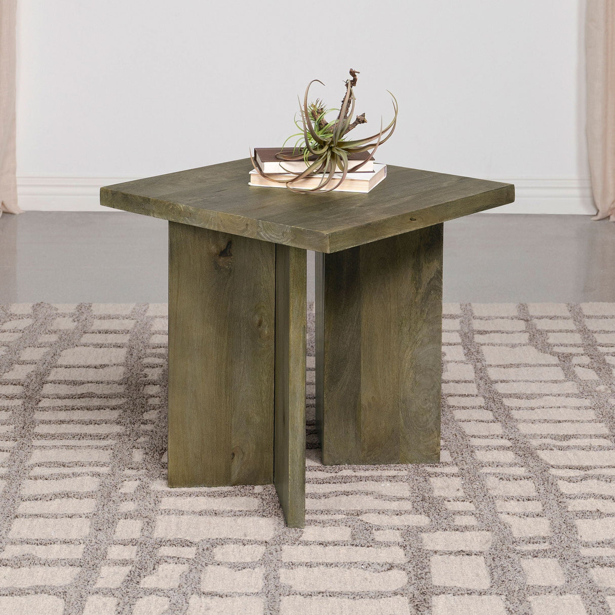 Donovan - Table