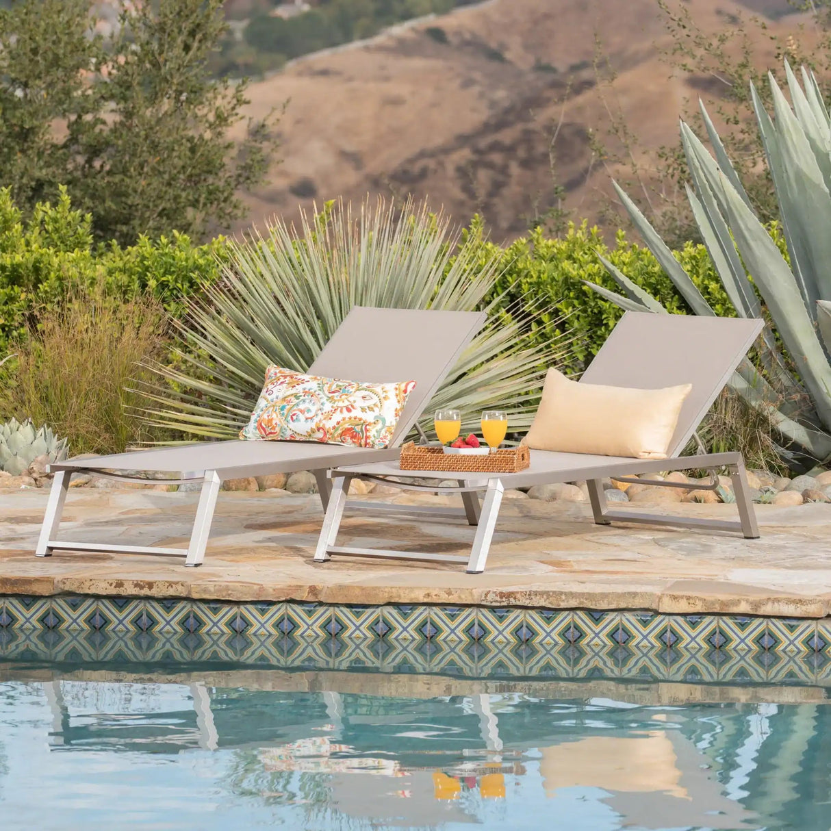 Myers - Modern Chaise Lounge Set With Adjustable Mesh Back - Best Buy Furniture