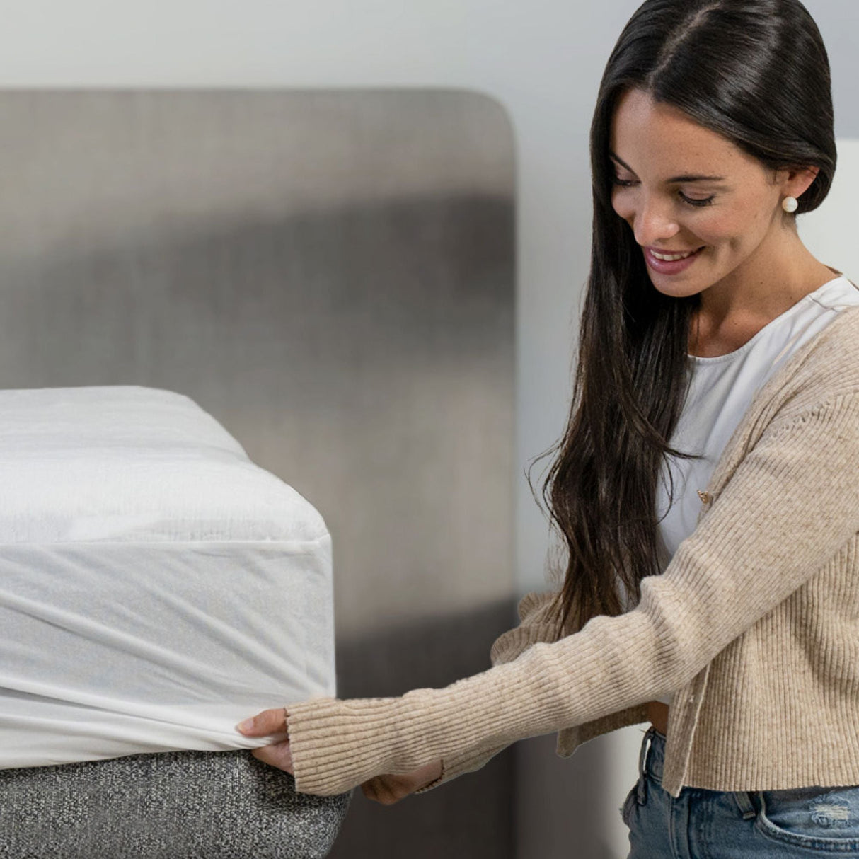 Ghostprotector Waterproof Mattress Protector With Soft Knit Top And Stay Put Elastic Edges