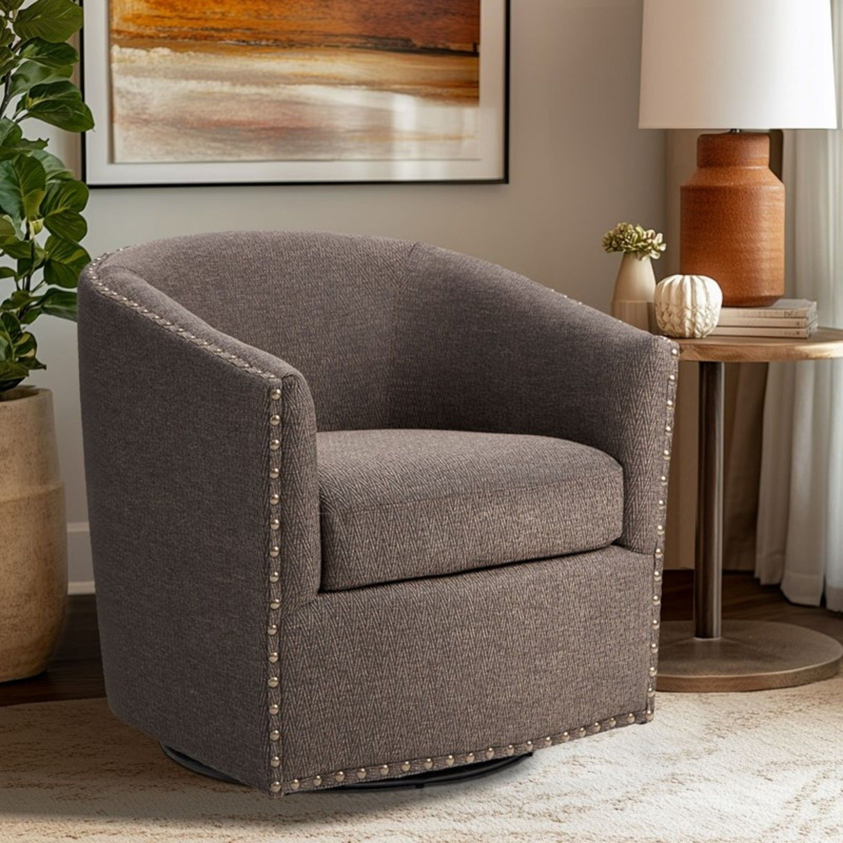 Luxurious Chair With 360 Degree Rotation
