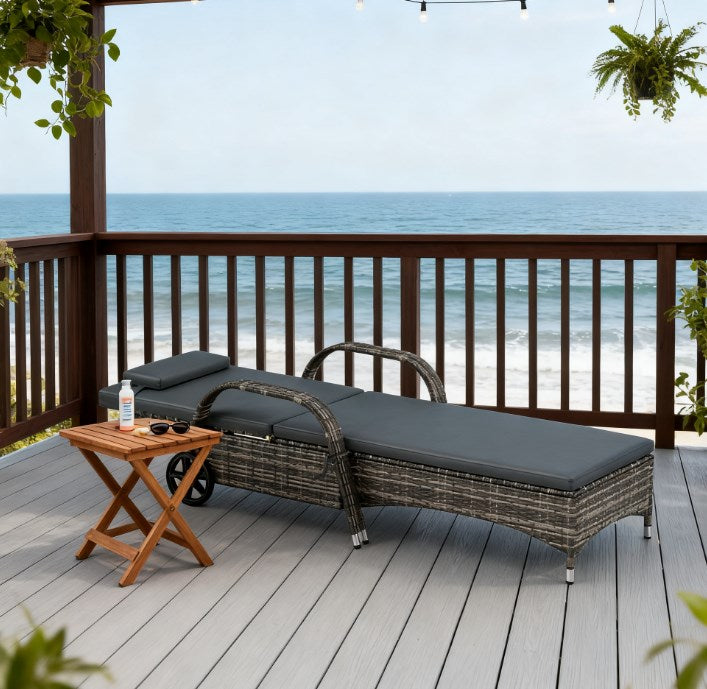 Adjustable Backrest Rattan Pool Lounge Chair