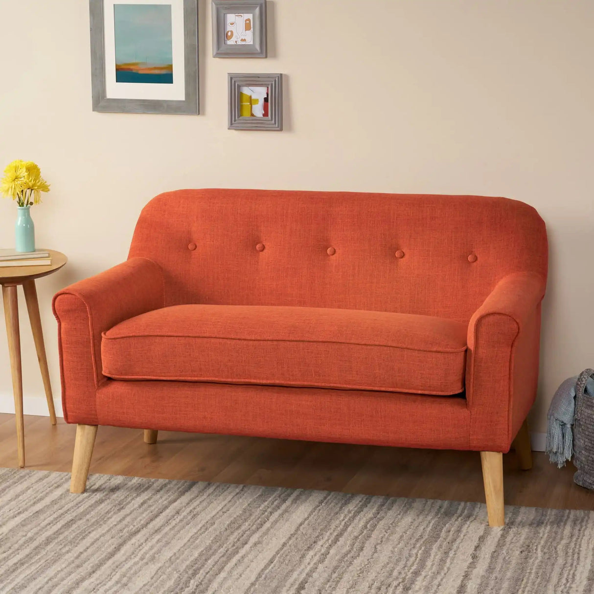 Classic Loveseat With Rolled Armrests And Button Tufting - Best Buy Furniture