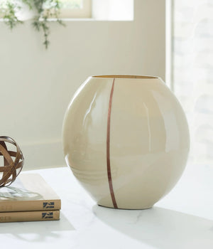 Sheabourne - Vase - Best Buy Furniture
