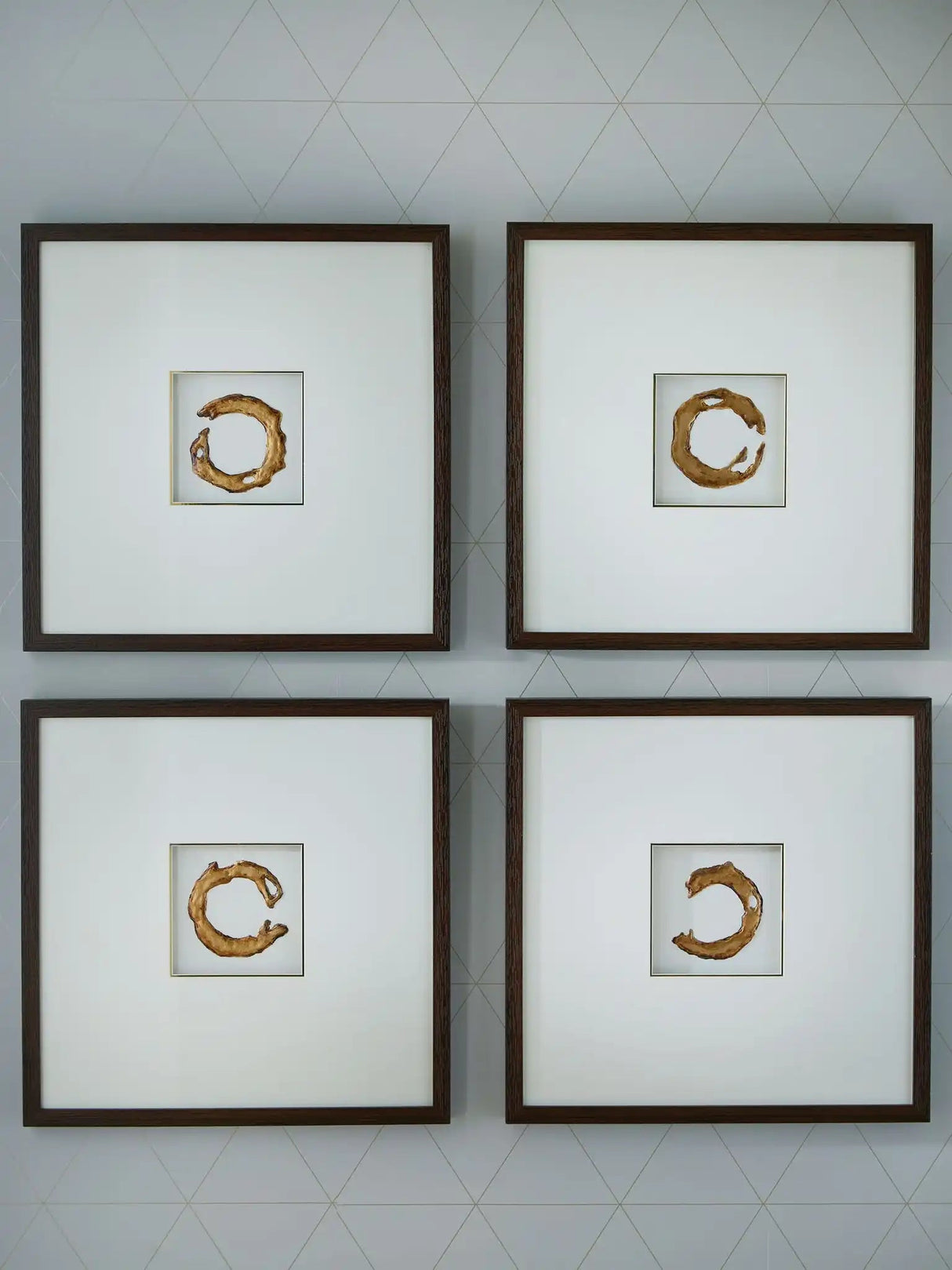 Dallbourne - Wall Art Set (Set of 4) - White / Gold Finish - Best Buy Furniture
