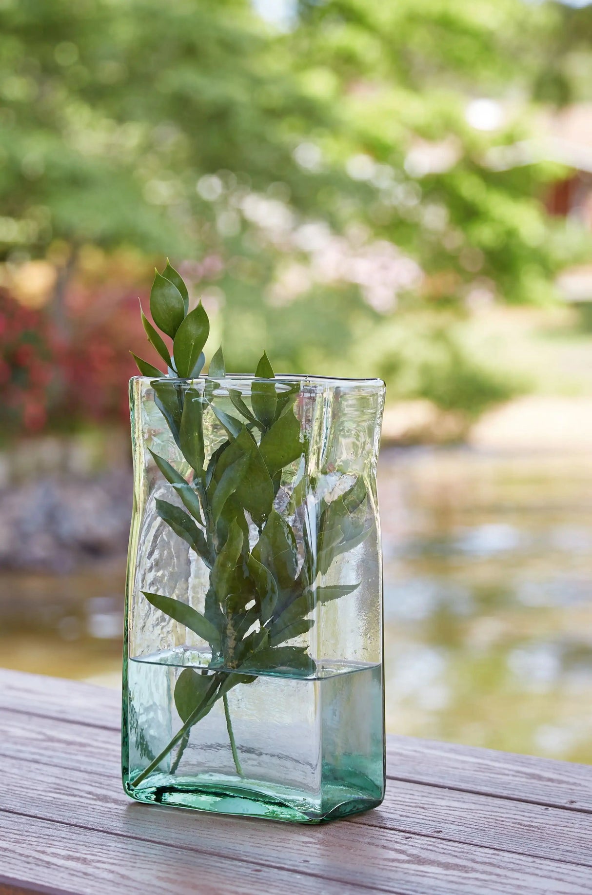 Taylow - Vase - Best Buy Furniture