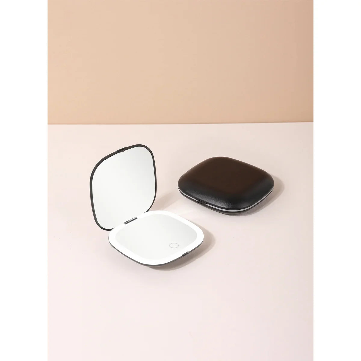Black - 1x/3x Magnifiying Rechargeble LED Compact Makeup Mirror