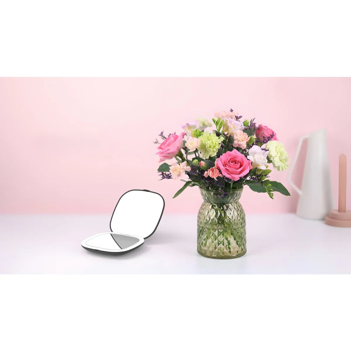 Black - 1x/3x Magnifiying Rechargeble LED Compact Makeup Mirror