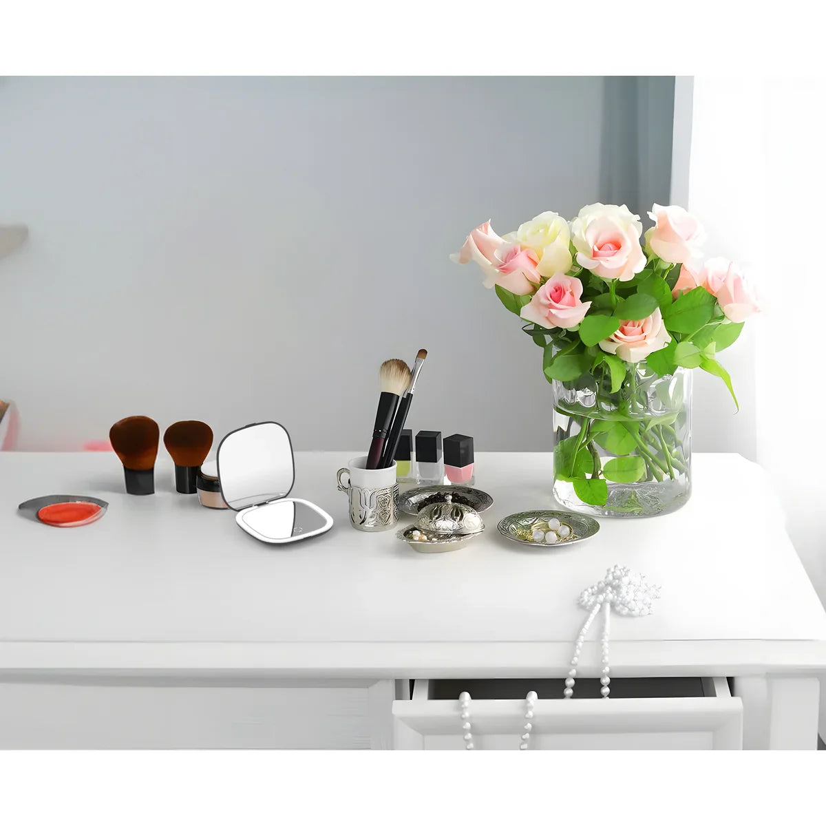 Black - 1x/3x Magnifiying Rechargeble LED Compact Makeup Mirror