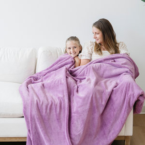 Lush XL Throw Blankets by Saranoni