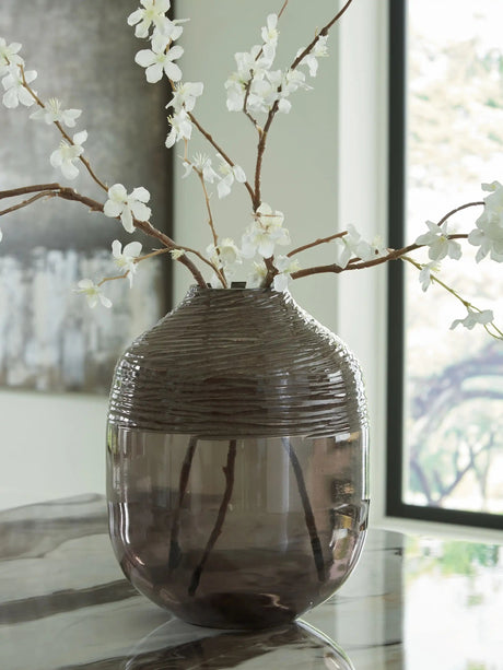Harpwick - Vase - Best Buy Furniture