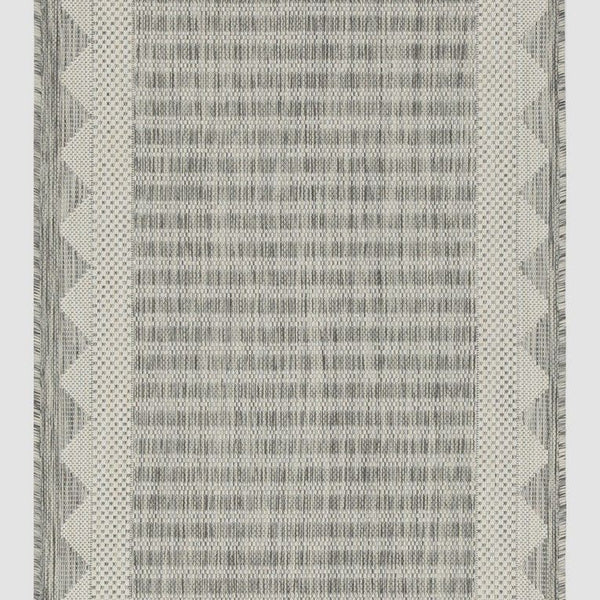 Sunshine - 2'7" X 7'3" Indoor, Outdoor Area Rug, Polypropylene - Silver
