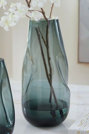 Beamund - Vase - 13" - Best Buy Furniture