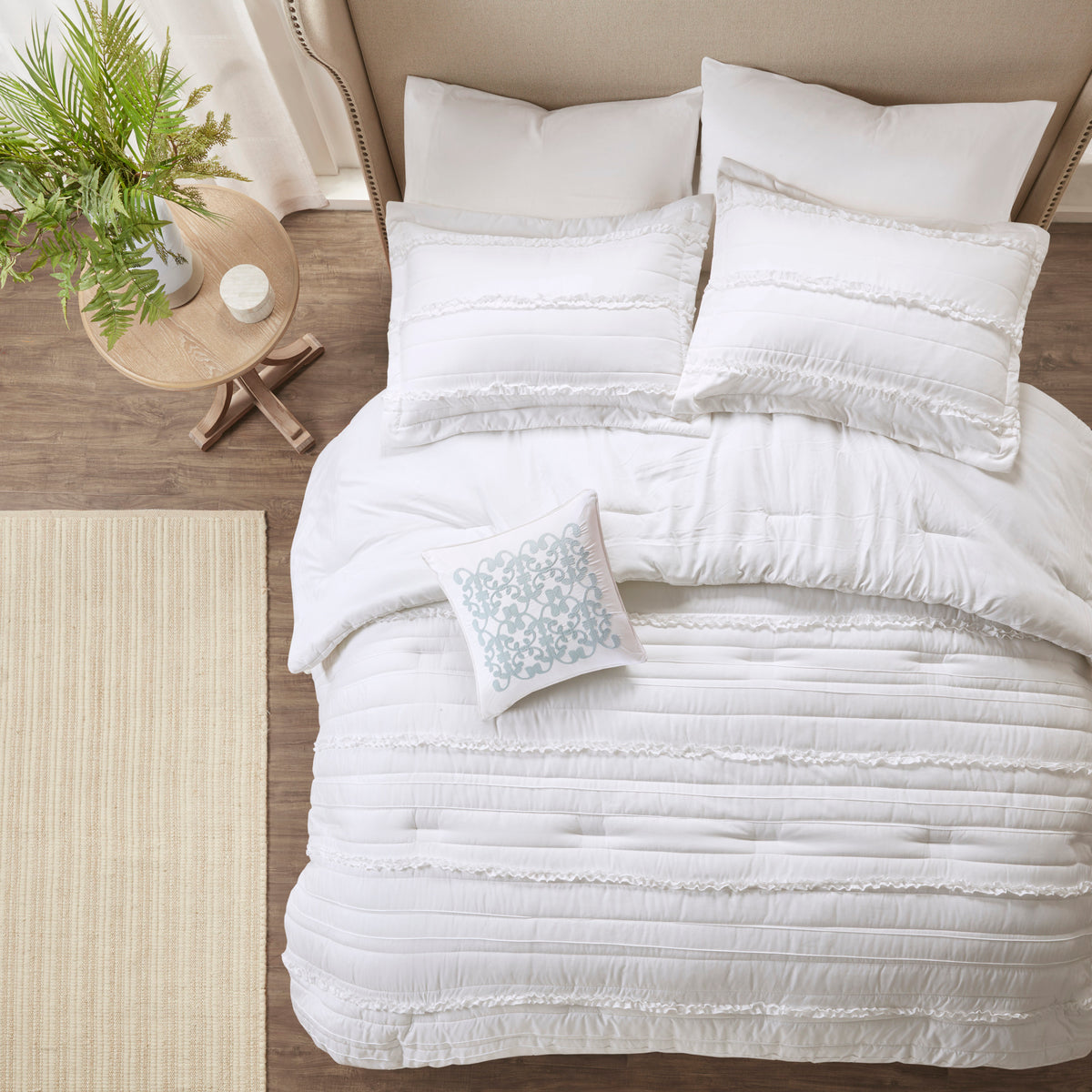 5 Piece Ruffled Comforter Set